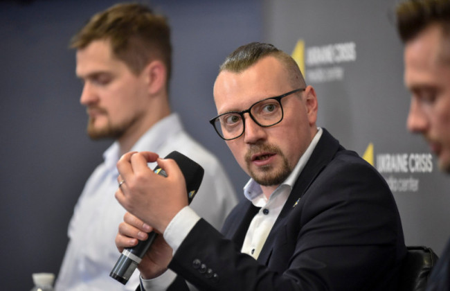 Cтарі тлумачення Конституційного Суду щодо неможливості суміщення посади депутата з посадою міністра вже неактуальні – Віталій Безгін