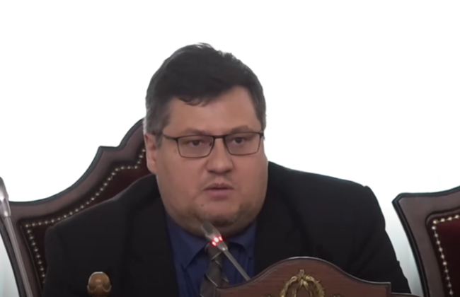 Суддя Верховного Суду Віктор Пророк обурився тим, що мобілізували його консультанта