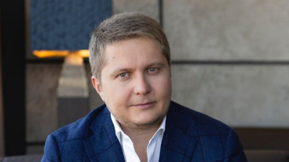 Родина розшукуваного ексрадника ФДМУ Гмиріна вклала $14 млн у нерухомість в Дубаї – Схеми