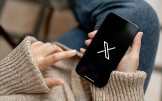 Пользователи жалуются на сбой в работе соцсети X — что известно