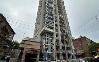 Удар по Киеву: ночная атака повредила жилой дом в Шевченковском районе, фото