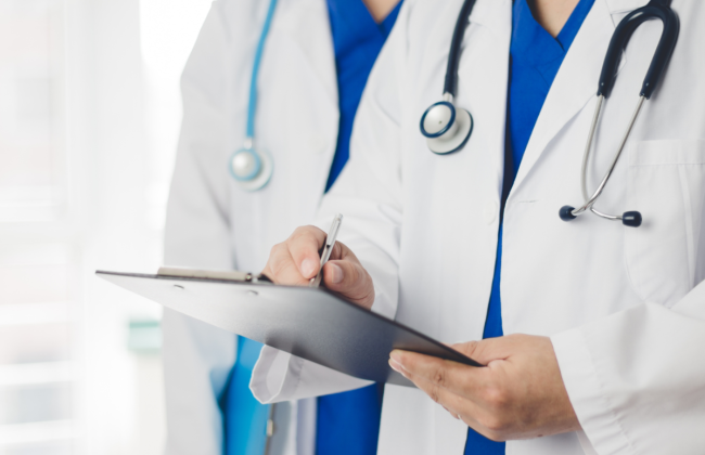 В США гинеколог посоветовала хирургу удалить пациентке яичники — теперь будет отвечать в суде