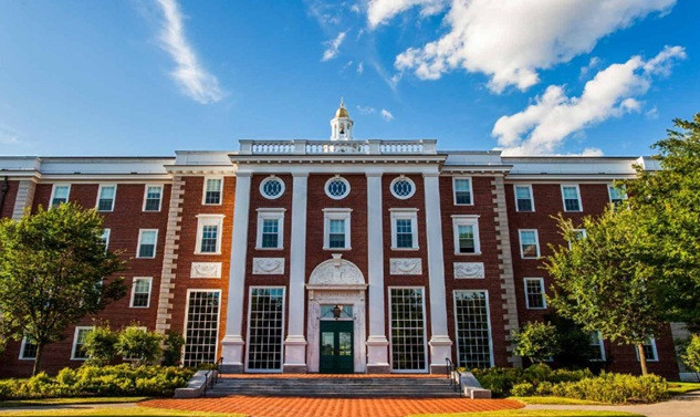 Трамп заявил, что заберет у Гарвада 3 млрд долларов грантовых средств