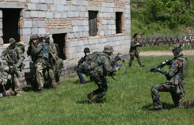 В Польше военные во время учений обстреляли гражданские дома – начато расследование