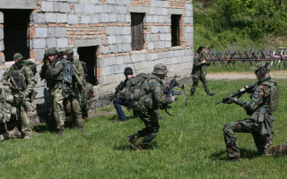 В Польше военные во время учений обстреляли гражданские дома – начато расследование