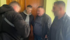 На Хмельниччине разоблачили чиновника, который за $5000 обещал оформить фиктивную инвалидность
