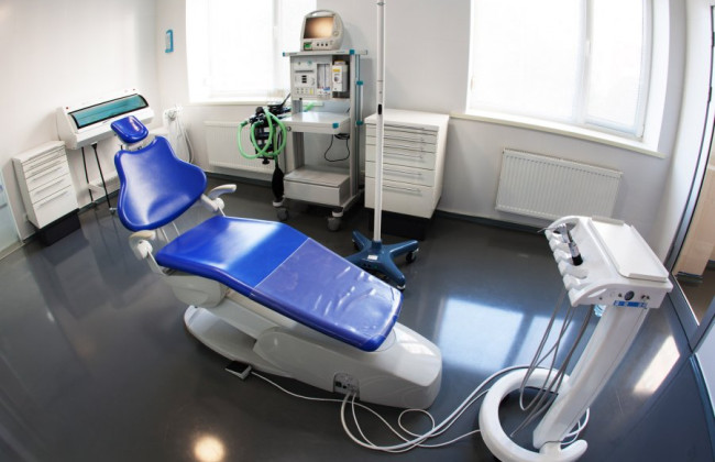 Смерть 5-летнего мальчика на лечении зубов – врач из Львова пытается остановить дело через мобилизацию