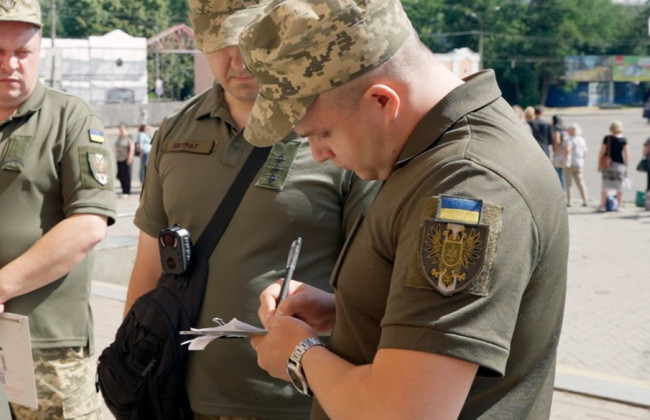 Украинцев предупредили о 8 годах тюрьмы за препятствование работе ТЦК