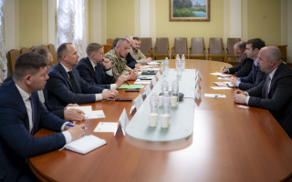 Украина и США обсудили поддержку в противостоянии РФ и создание инвестиционного фонда восстановления