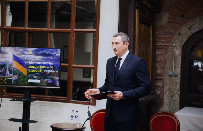 Статус временной защиты украинцев в ЕС не может длиться вечно – министр нацединства Чернышов