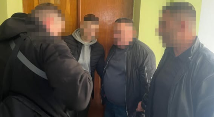 На Хмельниччині викрили посадовця, який за $5000 обіцяв оформити фіктивну інвалідність