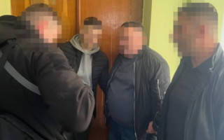 На Хмельниччине разоблачили чиновника, который за $5000 обещал оформить фиктивную инвалидность