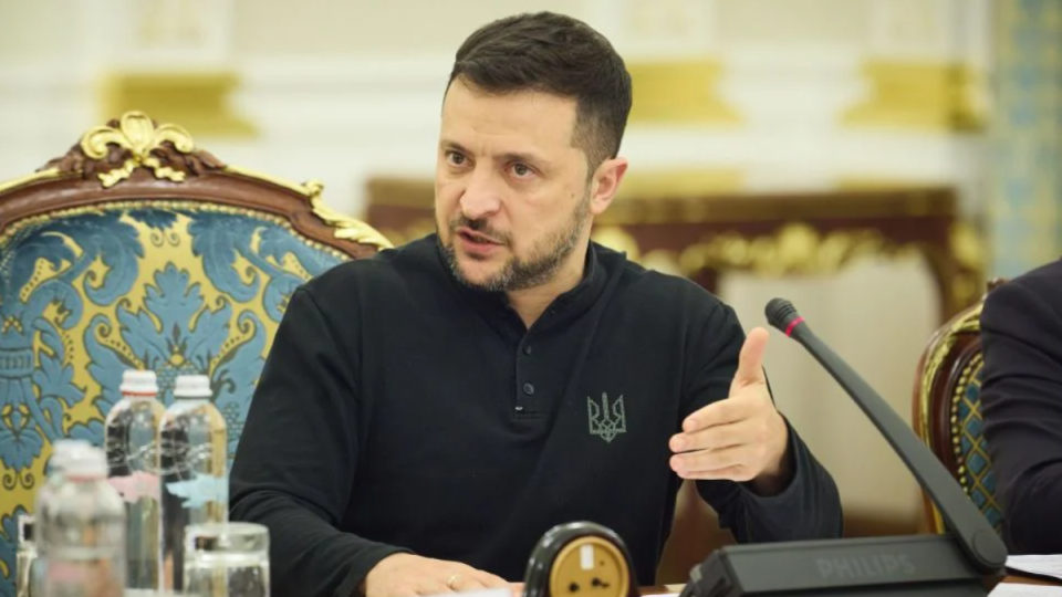 Володимир Зеленський висловив сподівання, що війна завершиться до червня 2026 року, але за певних умов