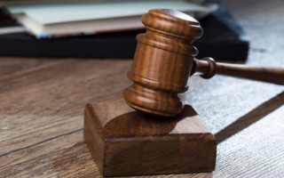 В Одессе судили мужчину, который зарегистрировал 37 фиктивных фирм и получал 10 тысяч гривен с каждой