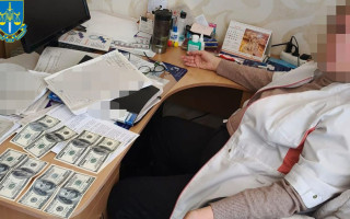 На Дніпропетровщині засуджено працівників ВЛК, які гроші знаходили в ухилянтів «захворювання»