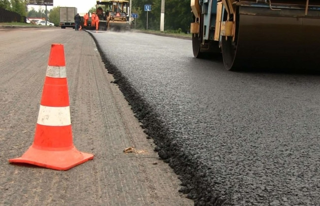 В Ровенской области предприниматель присвоила почти 350 тысяч гривен на ремонте дорог