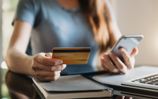 Нові ліміти на перекази з карток діятимуть з 1 червня — що зміниться для українців