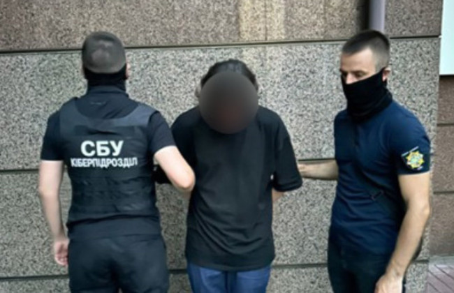 В Киеве судили студента, который снимал военные объекты для врага