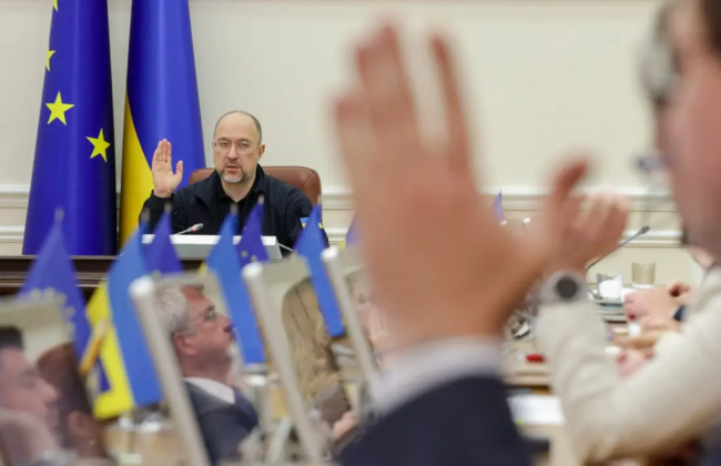 Правительство увеличило до 100% объемы бронирования работников критически важных для ВСУ предприятий