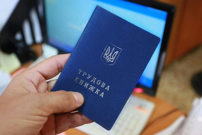 В Пенсионном фонде рассказали, что учитывают при начислении доплаты за сверхурочный стаж