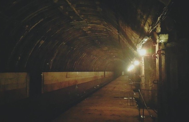 Станция метро Львовская брама – почему поезда едут мимо вестибюля и когда ее откроют в Киеве