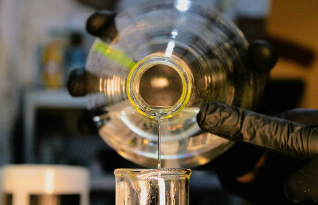 В Ровенской области женщина, которая облила знакомую средством для чистки труб, заплатит 850 гривен штрафа