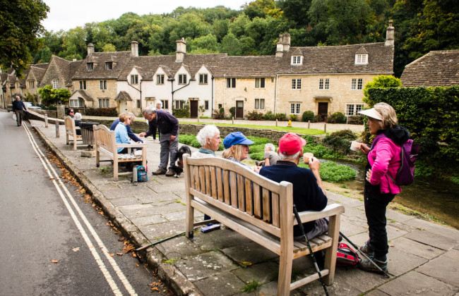 В Британии с дрона сняли мужчину в ванной – поселок восстал против туристов