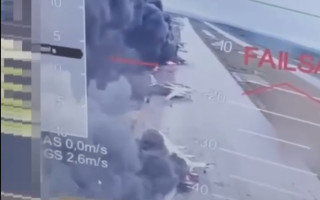 «Дрони вилітають прямо з фур» – відео атаки на російські бомбардувальники