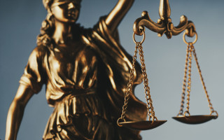 Процедури конкурсу на посаду судді та відрядження судді уточнено – Зеленський підписав закон
