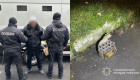 В Одессе будут судить мужчин, которые во время ракетной атаки за деньги запустили фейерверки и подожгли авто ВСУ
