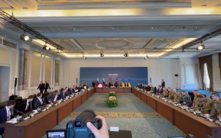 У Стамбулі розпочалася зустріч делегацій України та Росії у присутності турецької сторони – відео