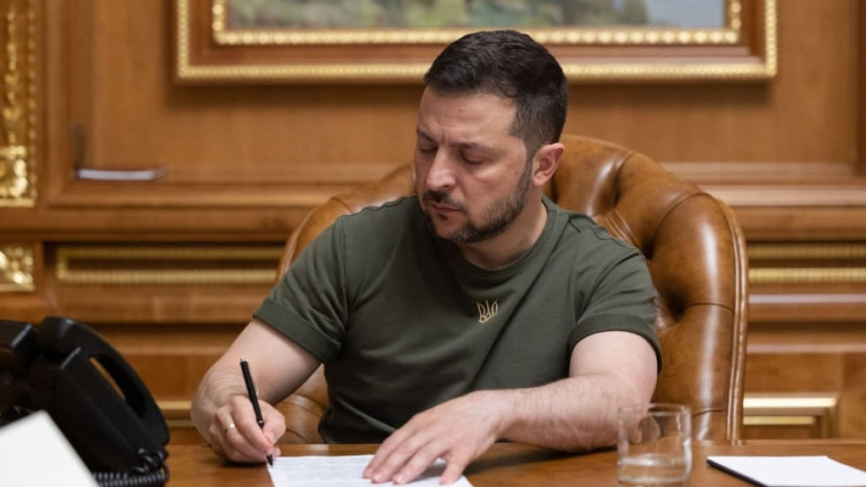Володимир Зеленський призначив Михайла Драпатого Командувачем об’єднаних сил ЗСУ та змінив командувача Десантно-штурмових військ і Сил безпілотних систем ЗСУ