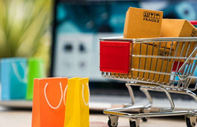 Налоговая разъяснила, кто и когда обязан выдавать фискальный чек при торговле в интернете