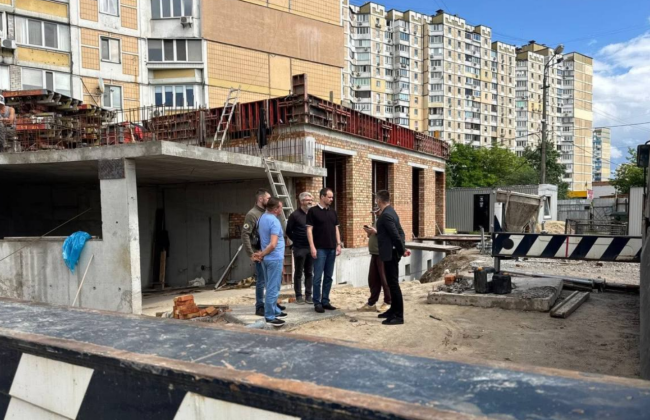 У Києві на Дарниці з’явиться новий McDonald’s — укриття, яке будують поруч, не є частиною ресторану