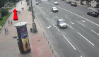 В центре Киева водитель электроскутера пытался скрыться от патрульных из-за движения по тротуару, видео