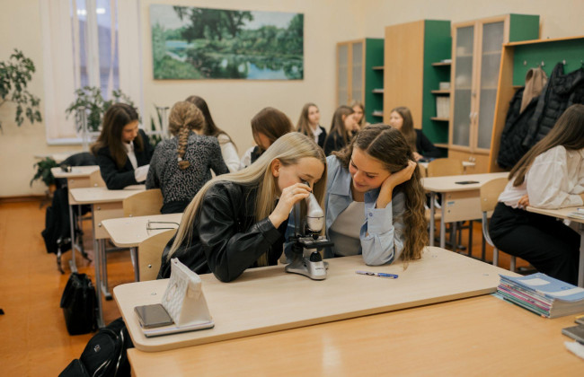 Украина готовится к третьему этапу реформы НУШ: старшая школа изменится с 2027 года