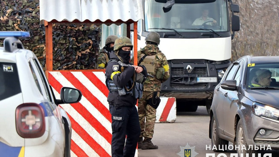 Суд поддержал военного, который требовал пройти ВВК: на блокпосту водитель наехал ему на ногу