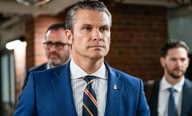 Глава Пентагона впервые за три года пропустит заседание «Рамштайна» — что случилось