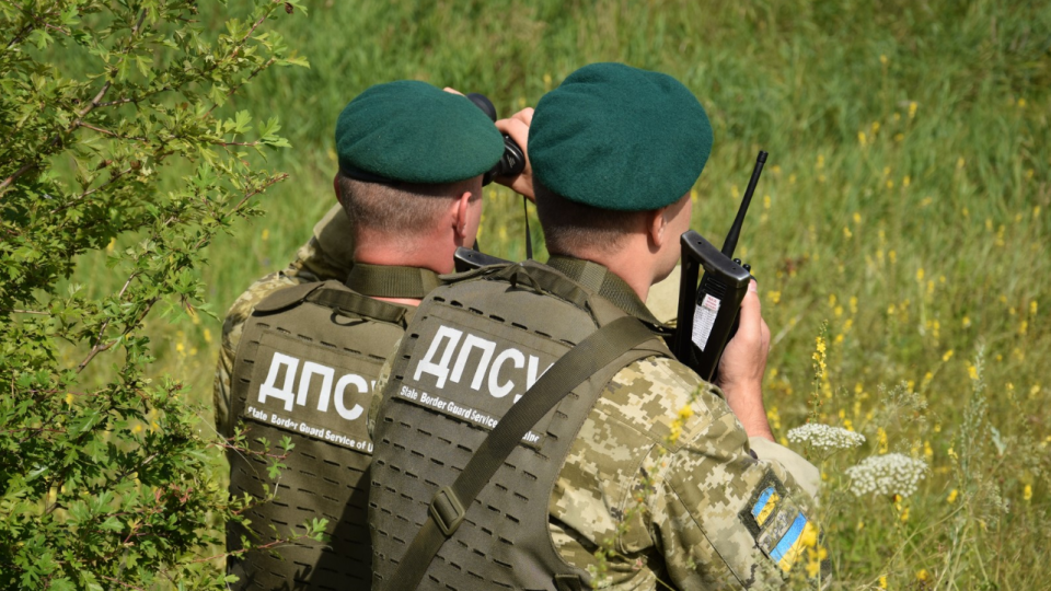 Правительство внесло изменения относительно проведения медосмотра военнослужащих Государственной пограничной службы и Нацгвардии