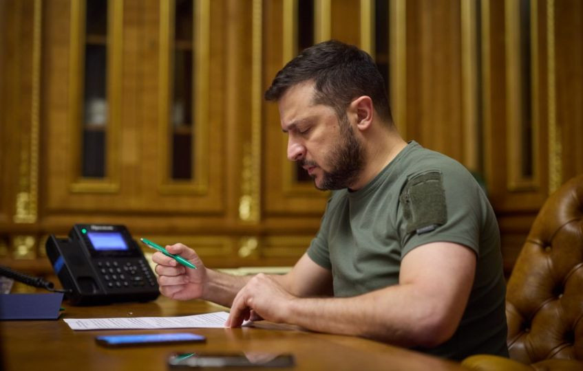 Зеленский подписал закон о защите прав депортированных и принудительно перемещенных детей
