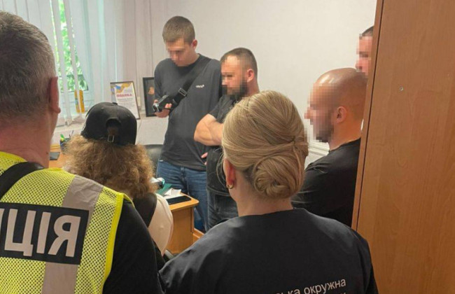 В Одесской области разоблачили помощника судьи, который требовал взятку за закрытие административного дела