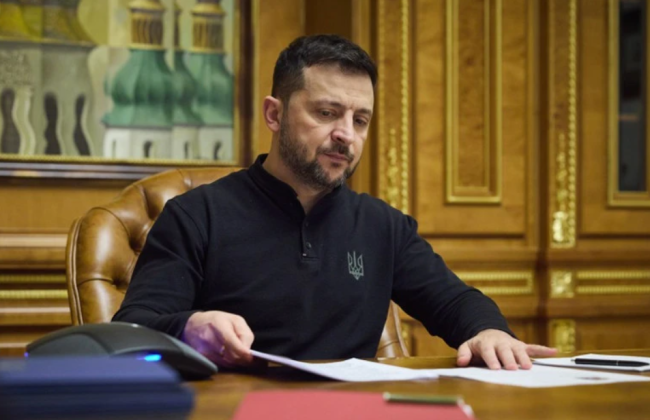 Владимир Зеленский подписал закон о лишении спецпенсий лиц, осужденных за преступления против основ национальной безопасности