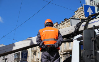 Київ став на 2 тисячі рекламних банерів чистішим