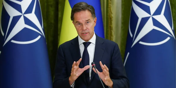 НАТО увеличит помощь Украине на 20 млрд евро — Рютте