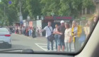 Очереди на остановках и «космические» цены на такси — видео транспортного коллапса в Киеве