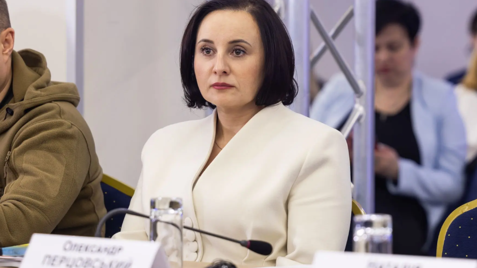 Нам нужно усиливать контроль – Оксана Жолнович о сюжете по предоставлению конфиденциальной информации «волонтерам» о детях в домах ребенка