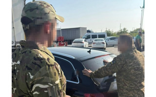 Во Львовской области разоблачили подполковника, который обещал за €15 тысяч переправить военнообязанного через границу
