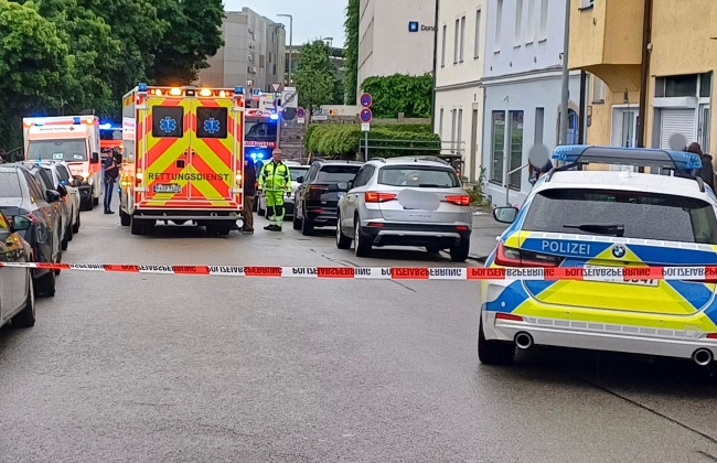 В Германии водитель въехал в толпу: среди раненых — его жена и 5-летняя дочь