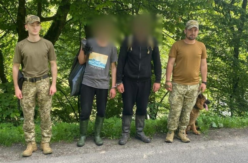 Двох мешканців Харківщини затримали біля кордону з Румунією після 14 днів мандрів у горах