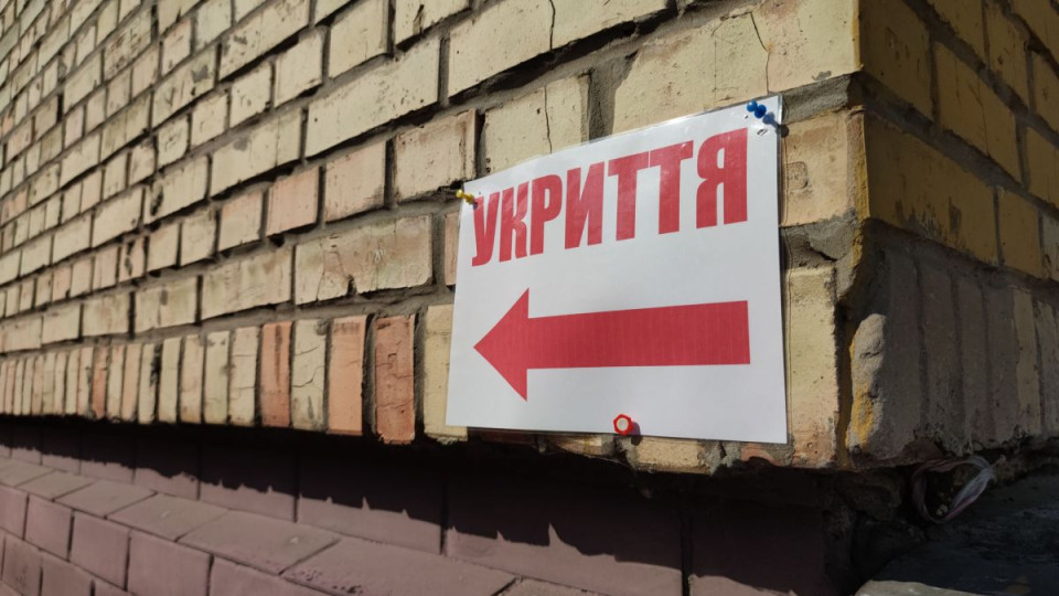 Деякі укриття під час обстрілу Рівненщини були зачинені — поліція проведе перевірку
